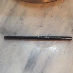 Bobbi brown eyeliner brush